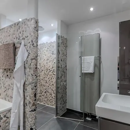 Apartment Luxus Am Park Altstadt-barrierefrei-parkplatz