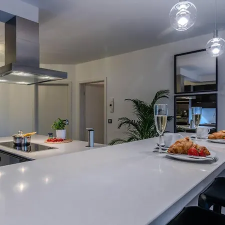 Luxus Am Park Altstadt-barrierefrei-parkplatz Apartment