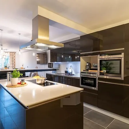 Apartment Luxus Am Park Altstadt-barrierefrei-parkplatz